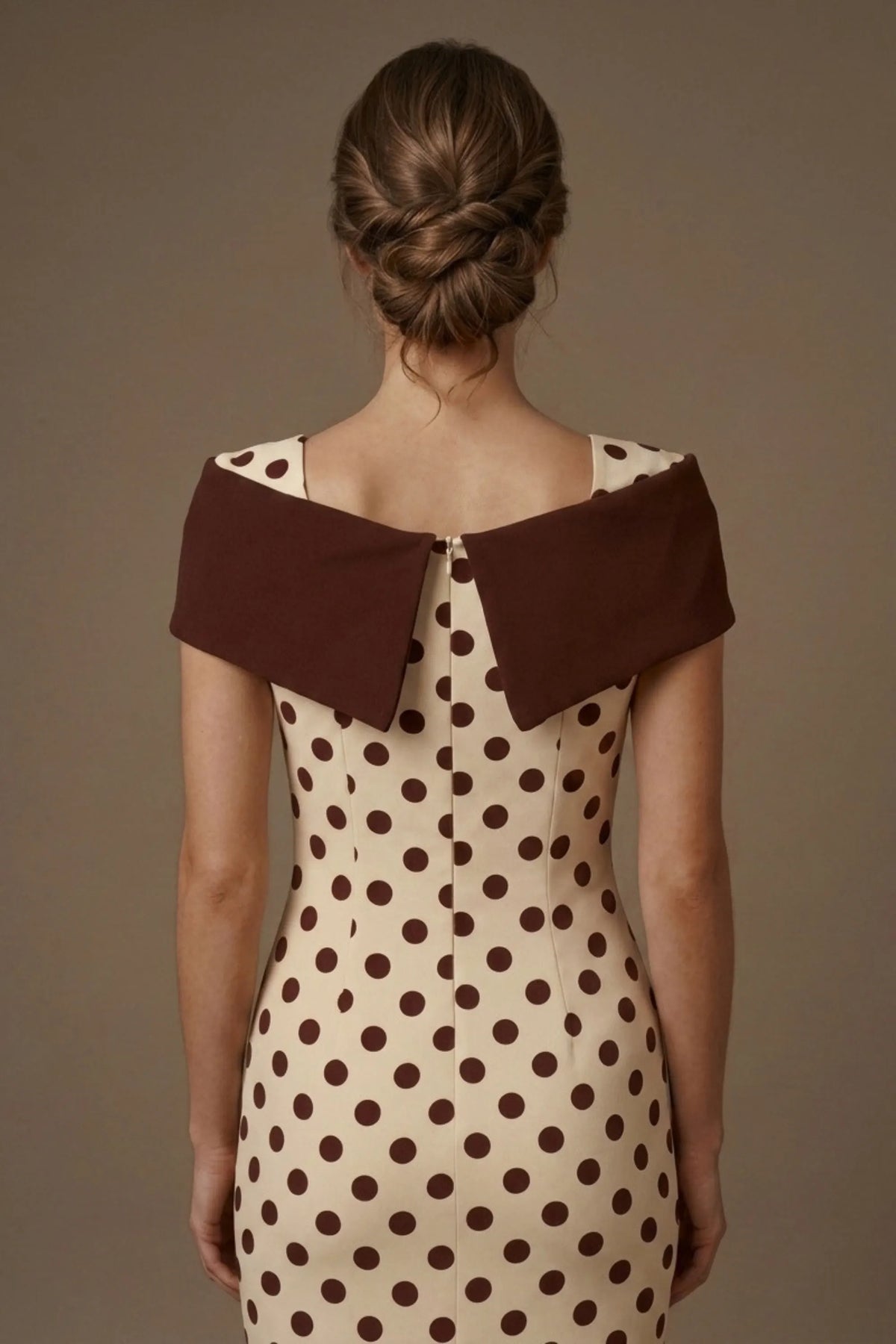 Norfolk Contrast Spot Shawl Dress