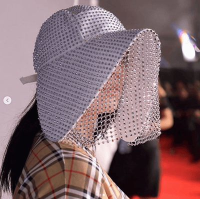 Billie Eilish’s channeled Burberry Beekeeper for the American Music Awards and the Internet is Loving It