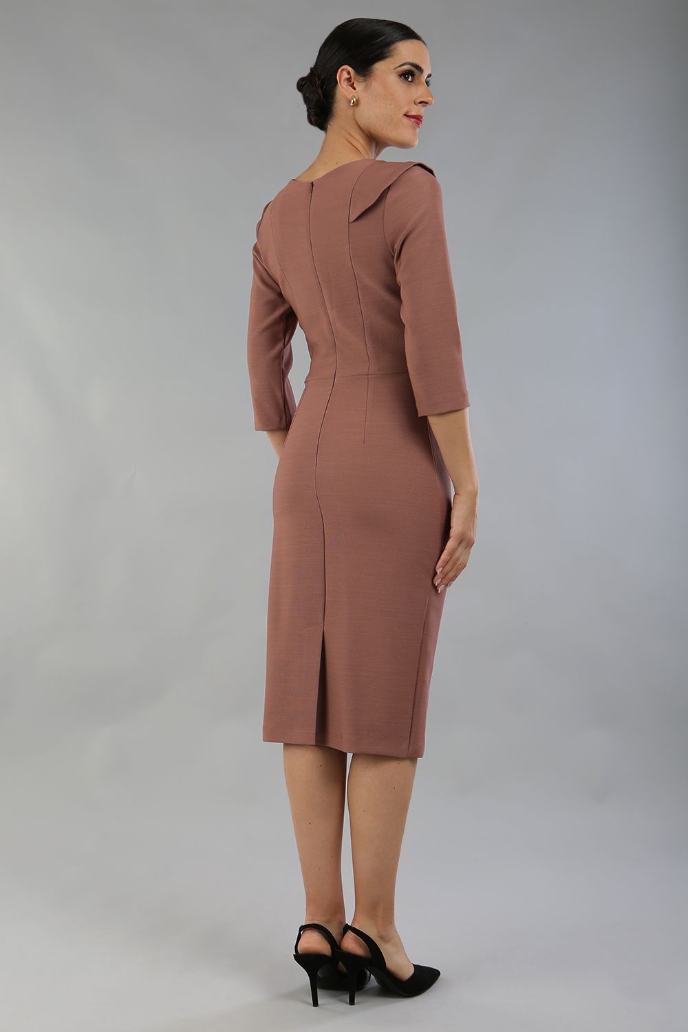 model wearing a diva catwalk Seed Aspley Sleeved Pencil Skirt Casual Dress with 3/4 sleeve and knee length in acorn brown colour