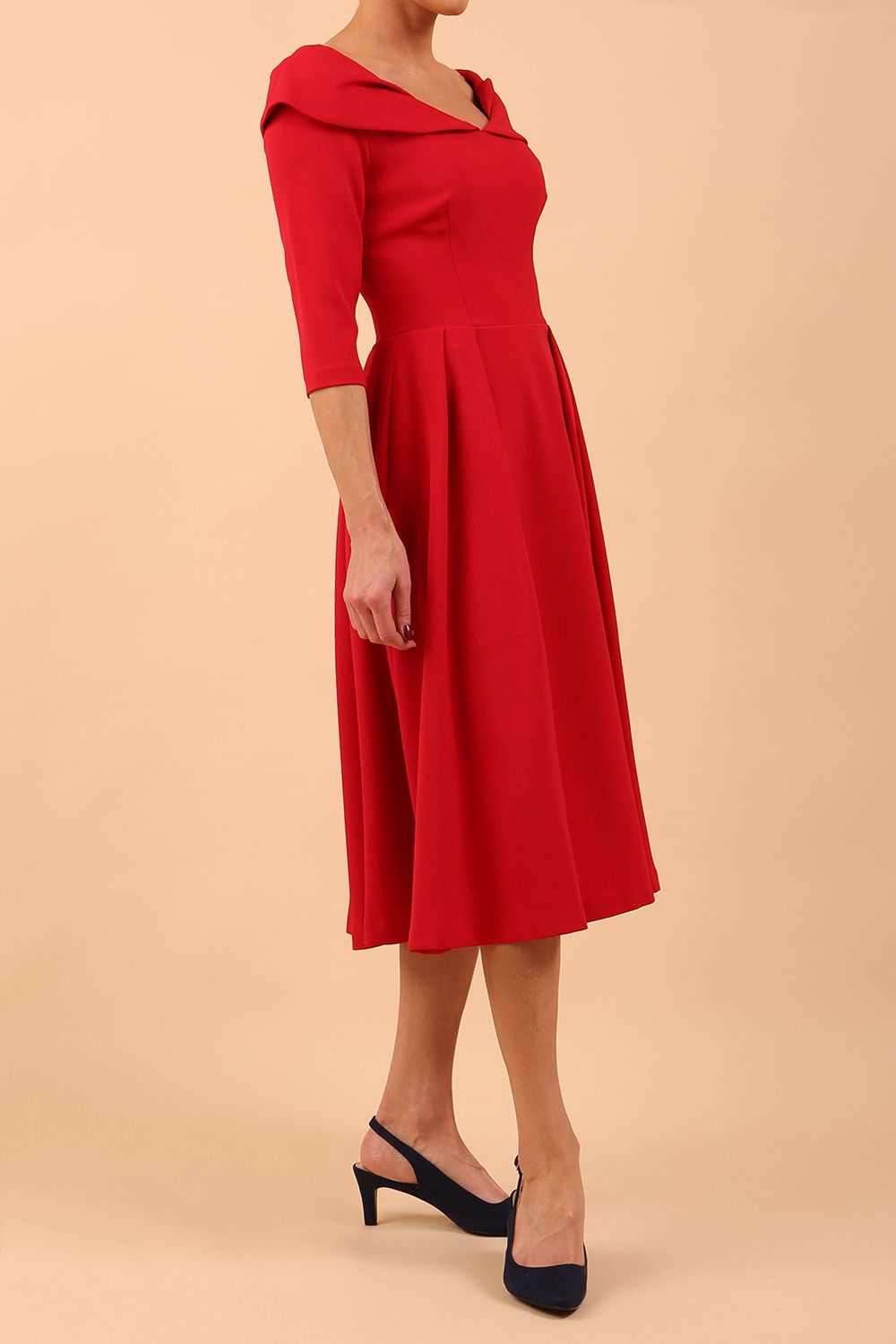 Swing dress with pleated cheap skirt