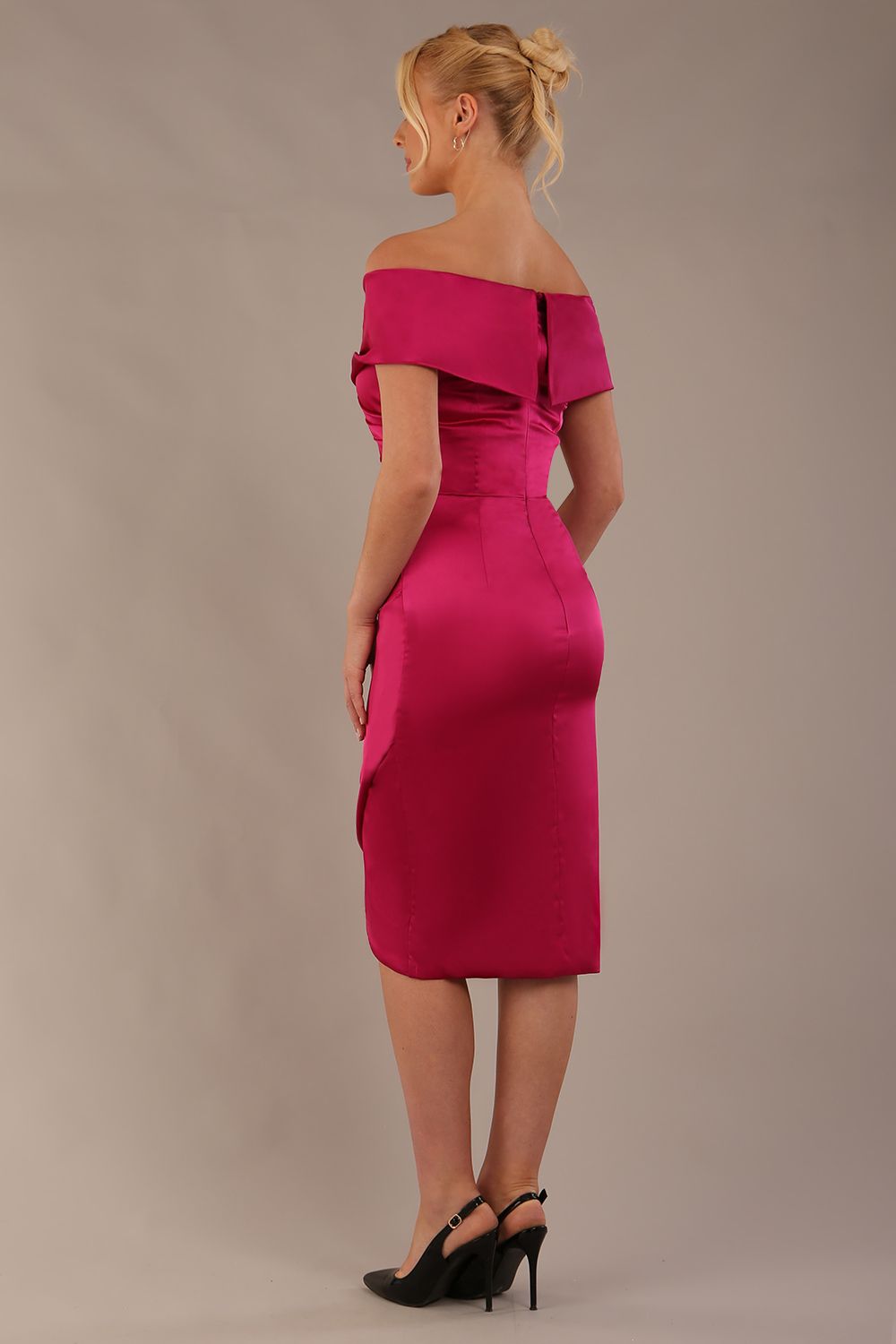 model is wearing diva catwalk casa blanca satin fuchsia pink pencil dress off shoulder design back (Fuchsia Pink)