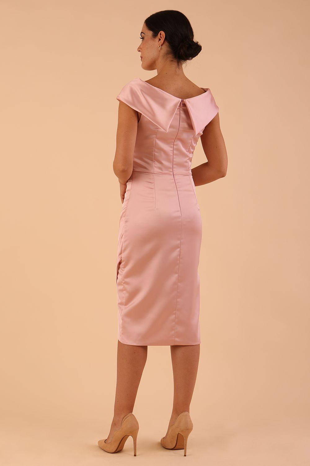model is wearing diva catwalk casa blanca satin misty pink pencil dress off shoulder design back