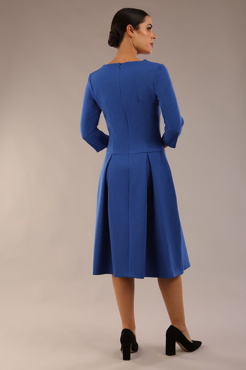 model is wearing a diva catwalk Cordelia Square Neck Pleated Midi A-line Dress with 3/4 sleeve in cobalt blue colour back