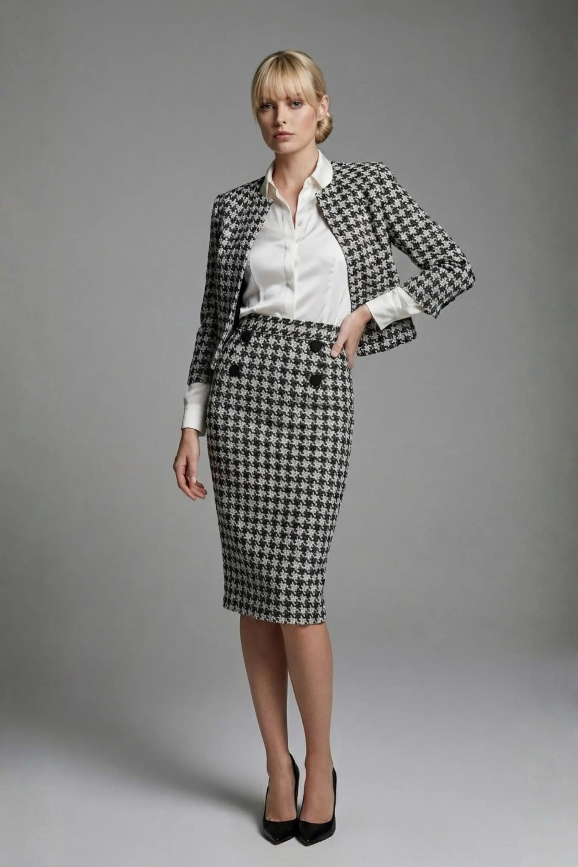 Solara Dogtooth Stretch Pencil Skirt