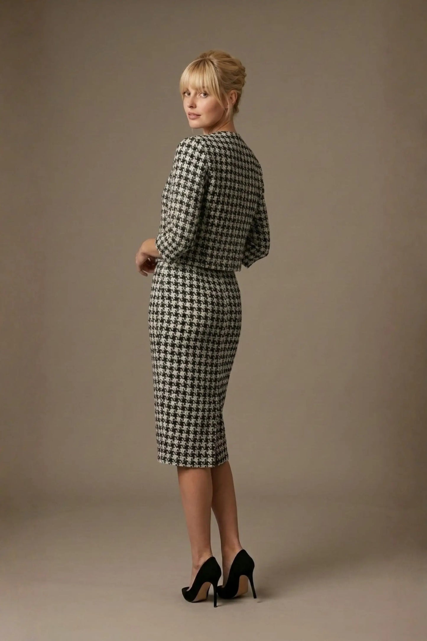 Kaira Cropped Dogtooth Stretch Jacket