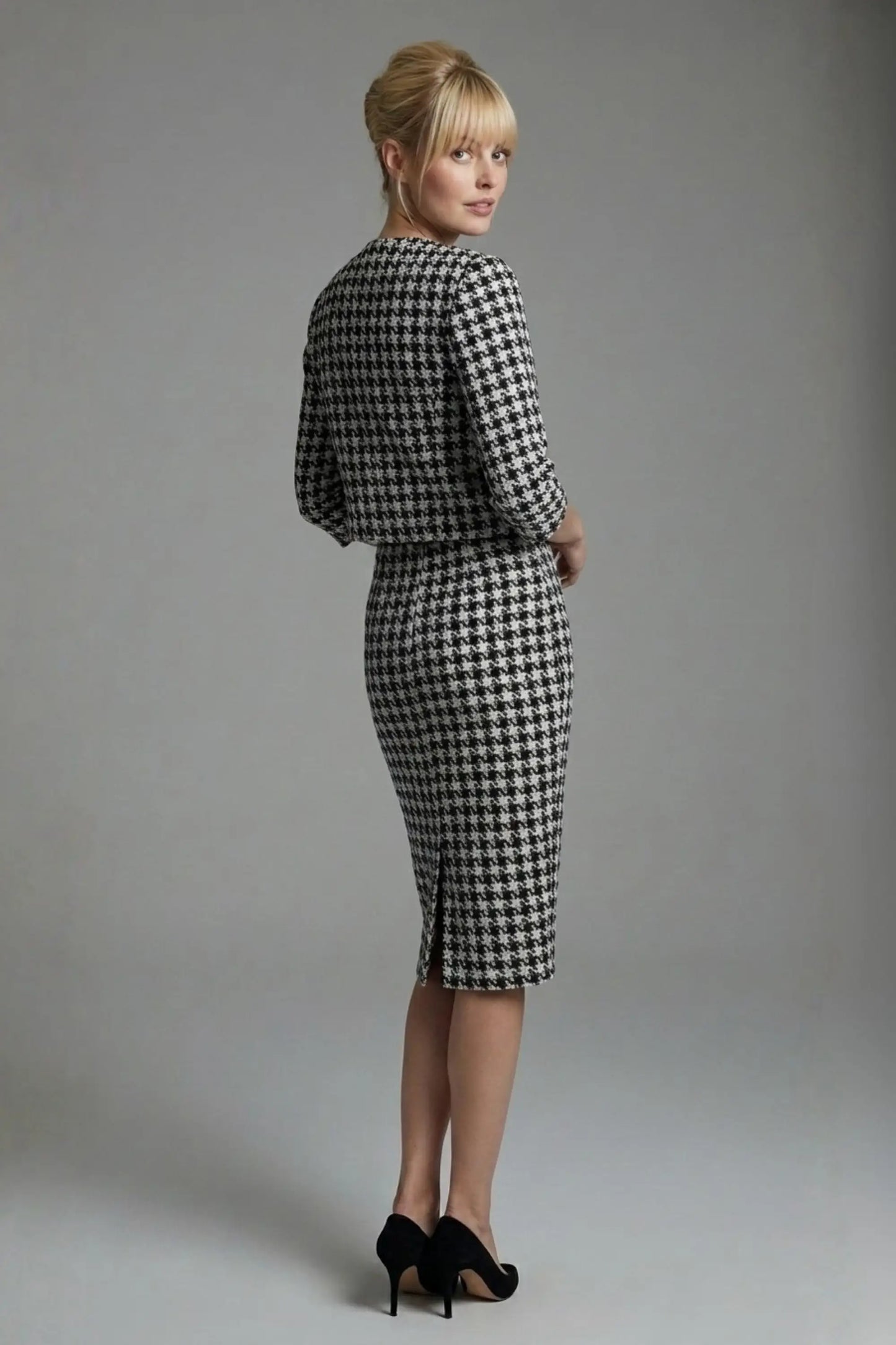 Kaira Cropped Dogtooth Stretch Jacket