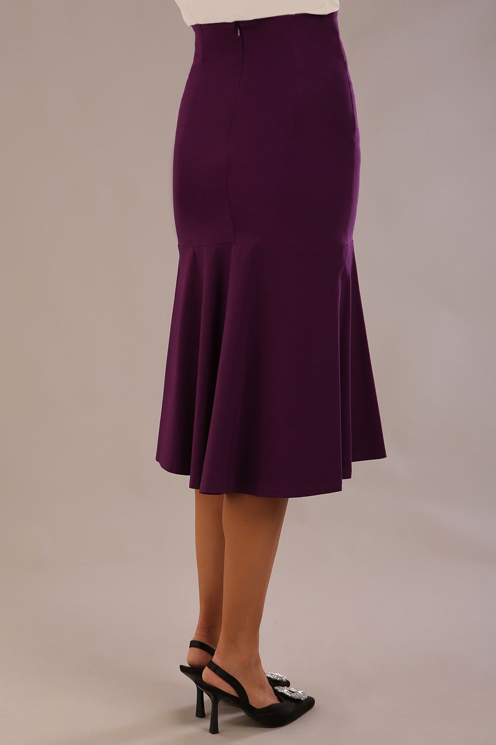 Back view of the purple Marlene fishtail skirt, showing the central zip.