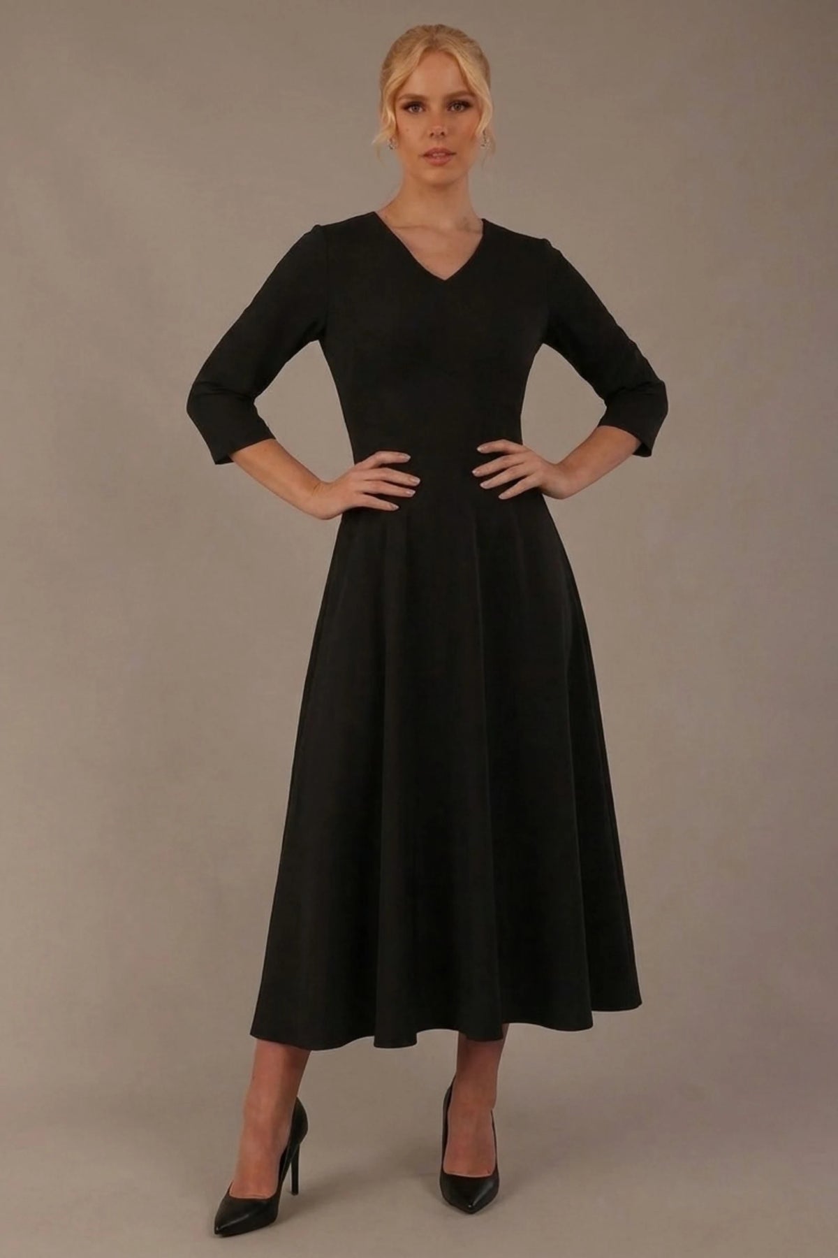 Nova V-Neck A-Line Midaxi Dress 