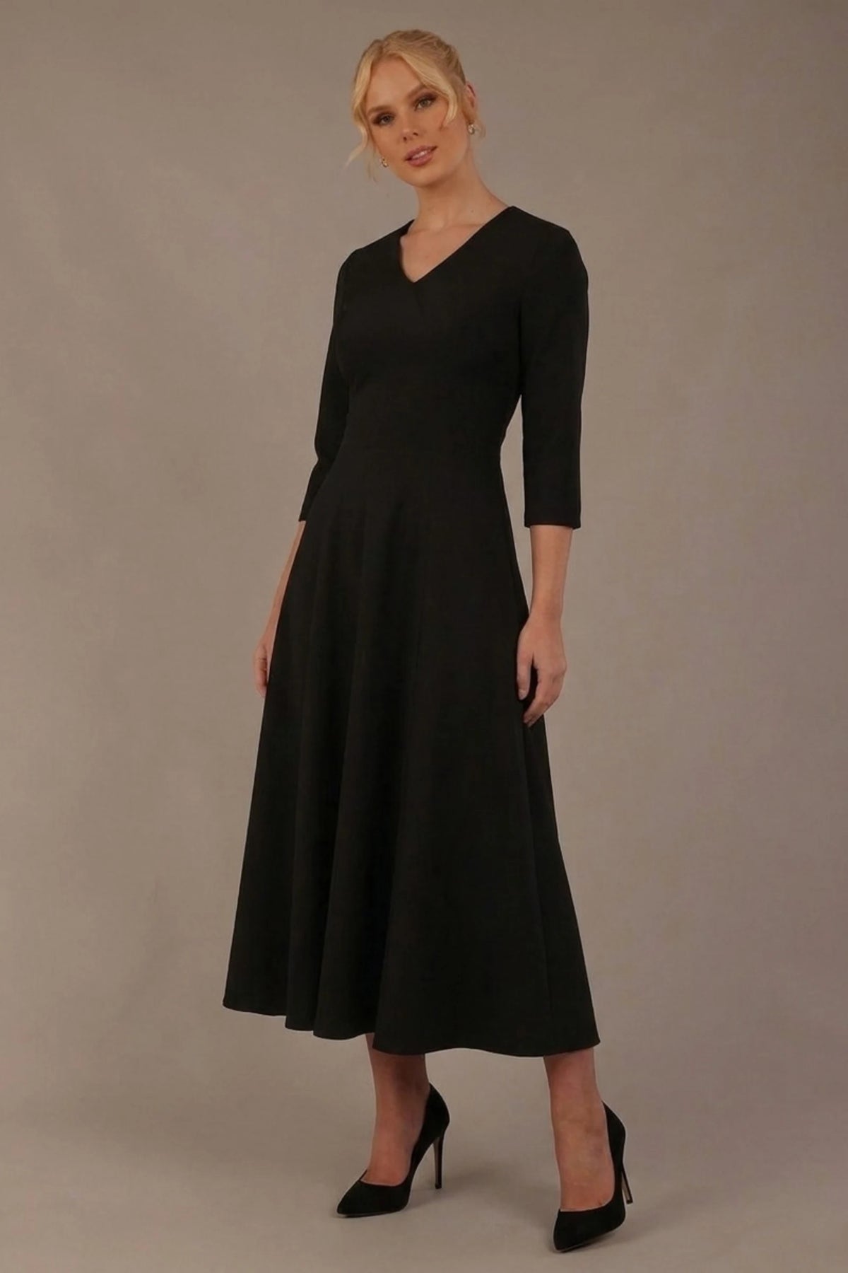 Nova V-Neck A-Line Midaxi Dress 