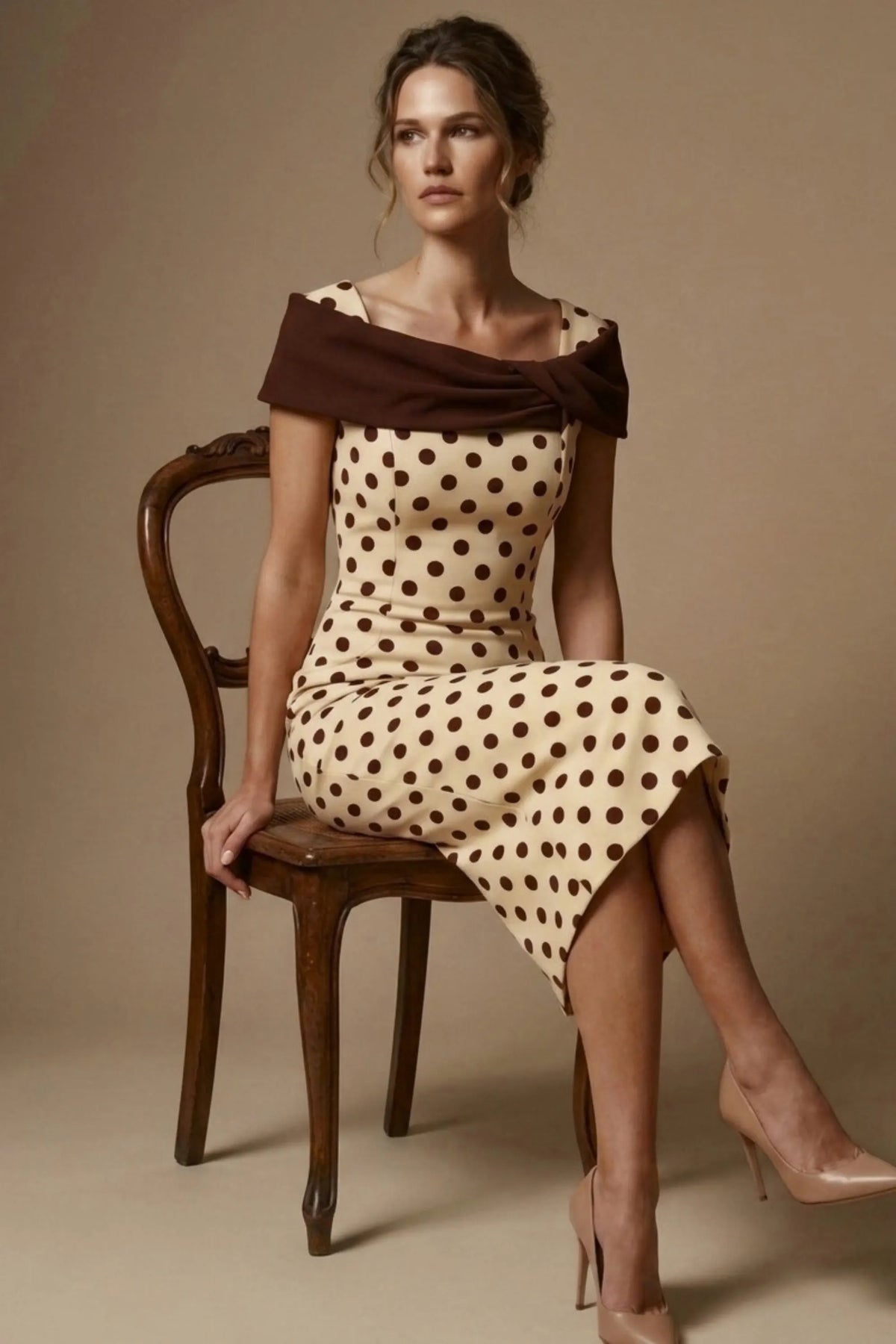Norfolk Contrast Spot Shawl Dress