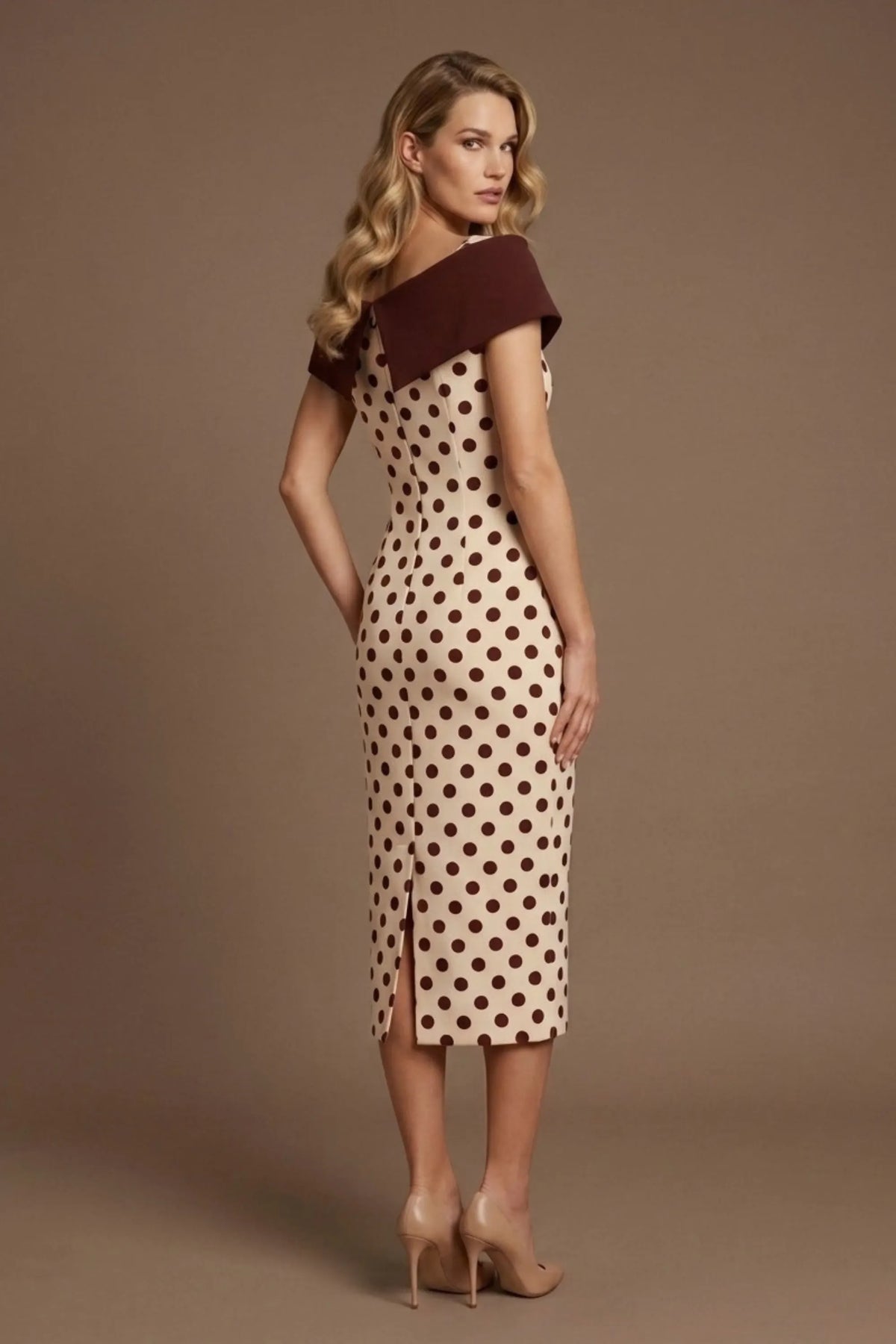 Norfolk Contrast Spot Shawl Dress