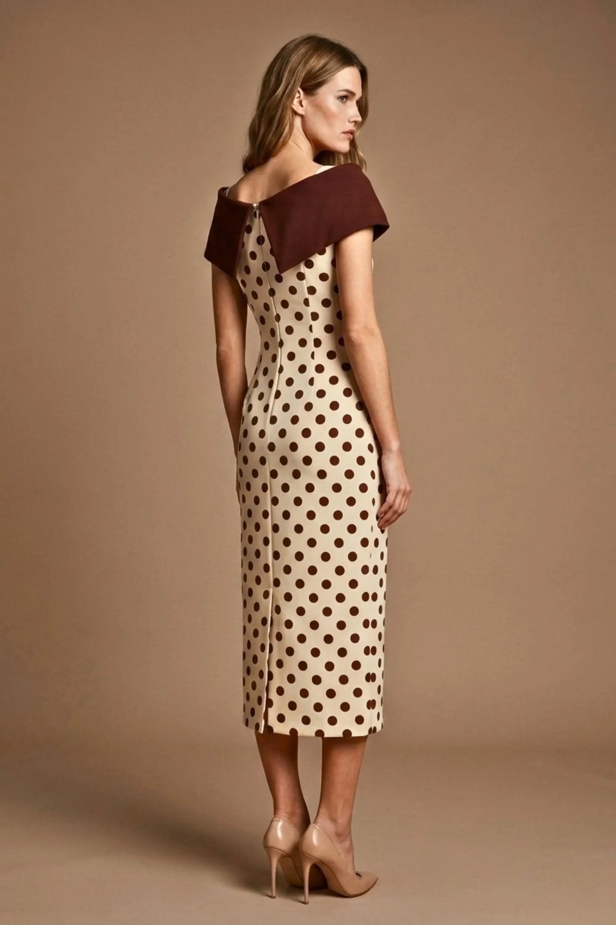 Norfolk Contrast Spot Shawl Dress