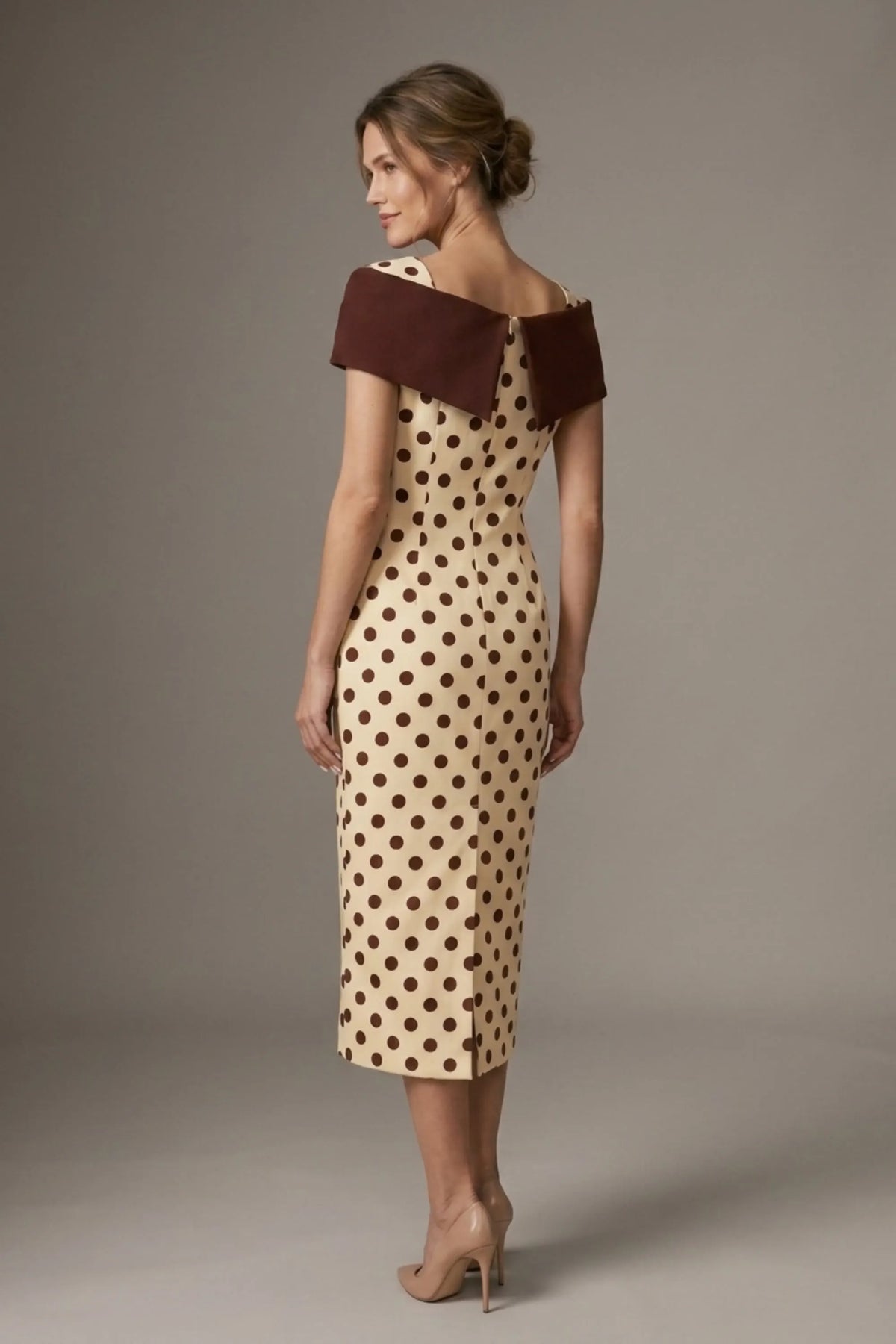Norfolk Contrast Spot Shawl Dress