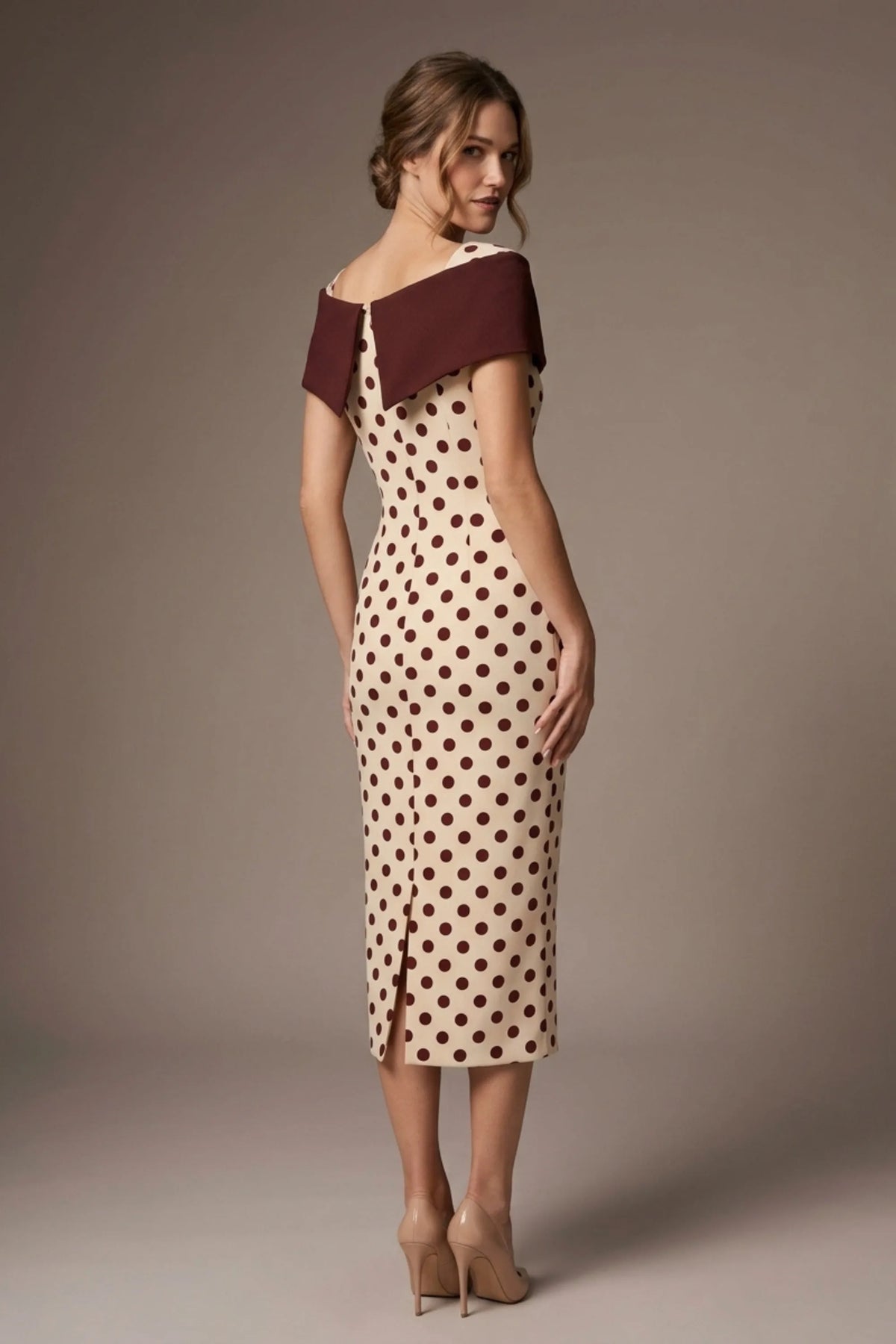Norfolk Contrast Spot Shawl Dress