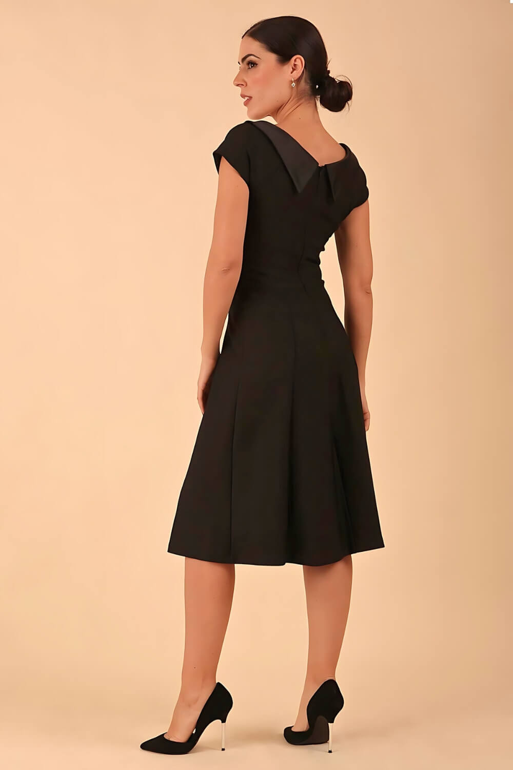 Seed Bowmore V-Neck A-line Dress 