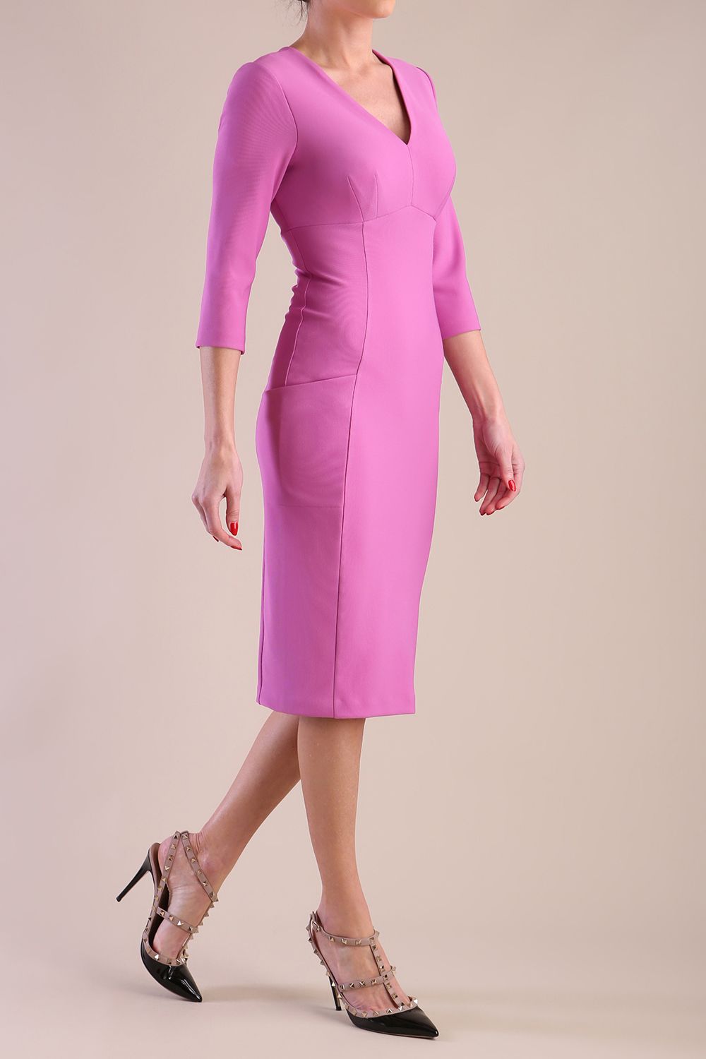 Model wearing diva catwalk Luna 3/4 Sleeved pencil skirt dress in Begonia Pink