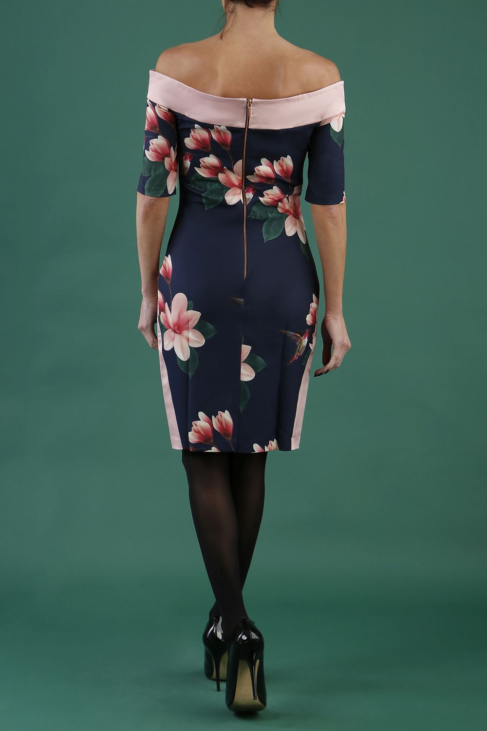 HYBRID LAURIE OFF SHOULDER PRINT DRESS 