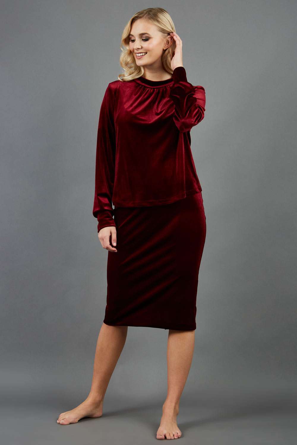 Triste Velvet Pencil Skirt 