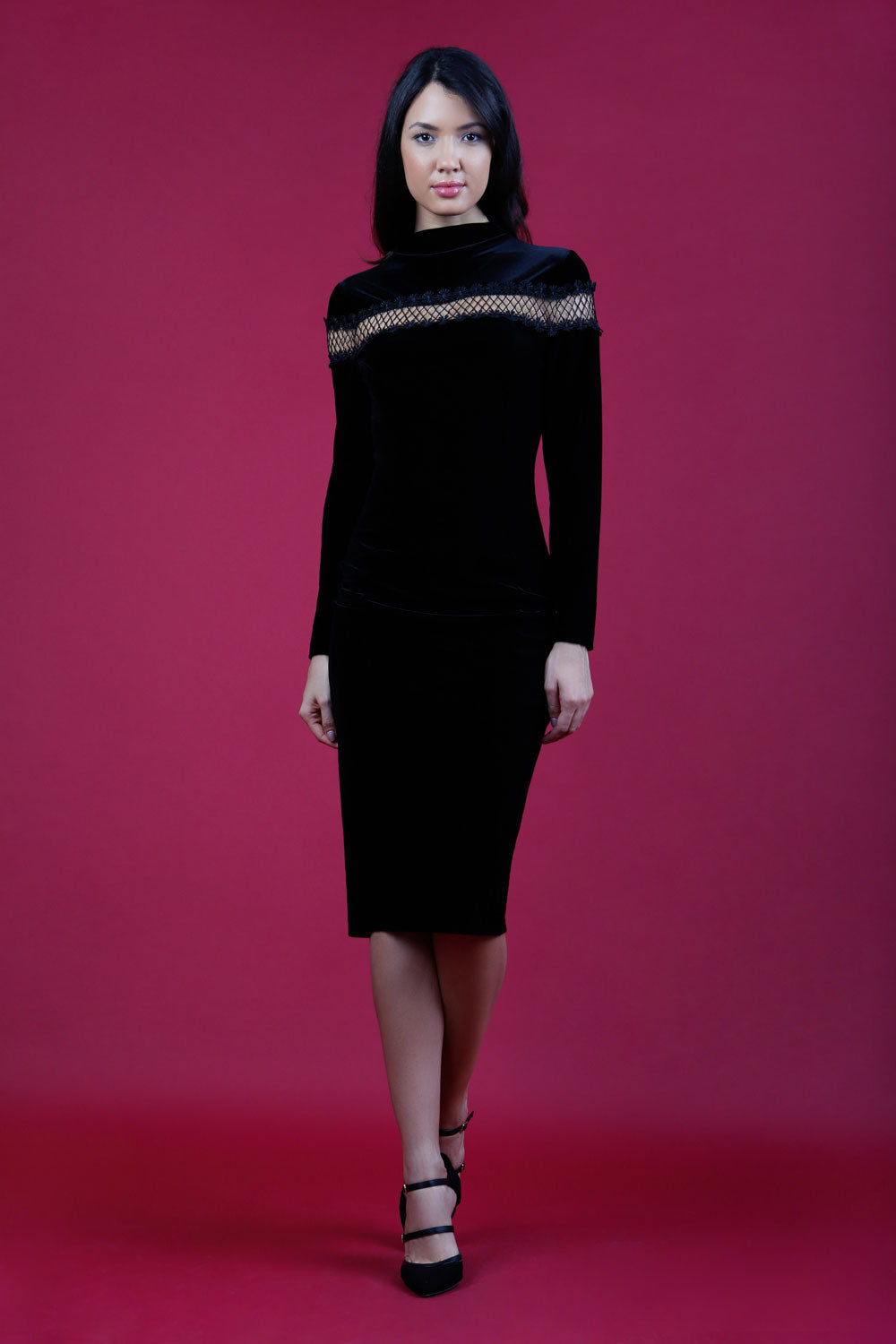Trocadero Long Sleeve Velvet Pencil Dress 
