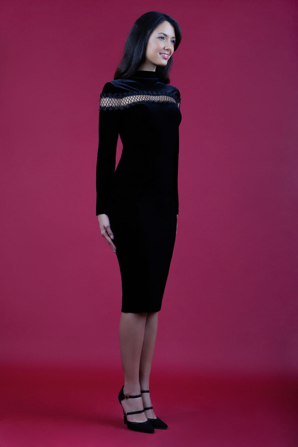 Trocadero Long Sleeve Velvet Pencil Dress 
